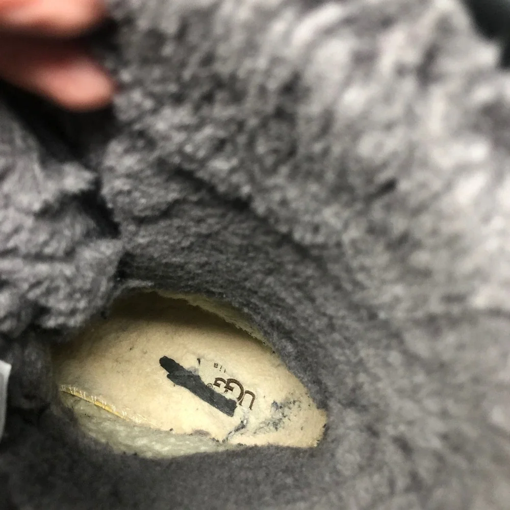 UGG Adirondack Boot II Womens 12 Charcoal Grey Waterproof Winter Snow Cozy Warm